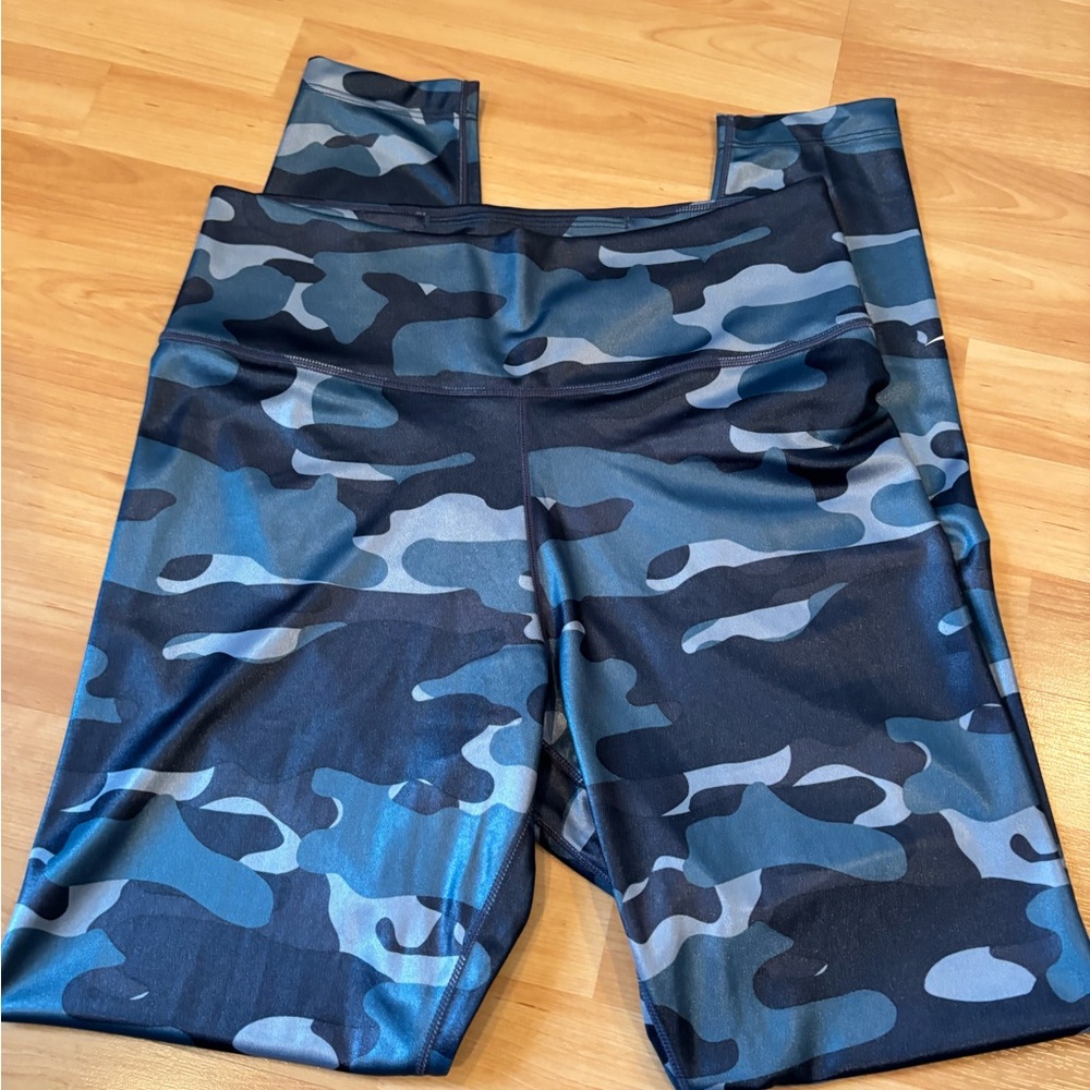 Nike Dri Fit‎ Blue Camo Leggings